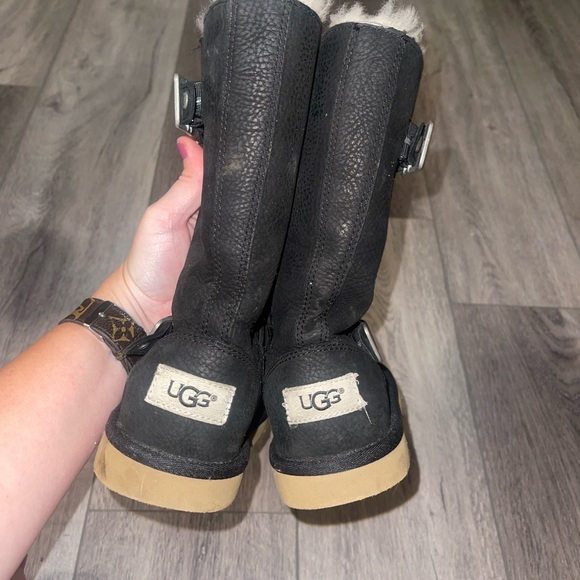 Girls leather uggs - Picture 3 of 7